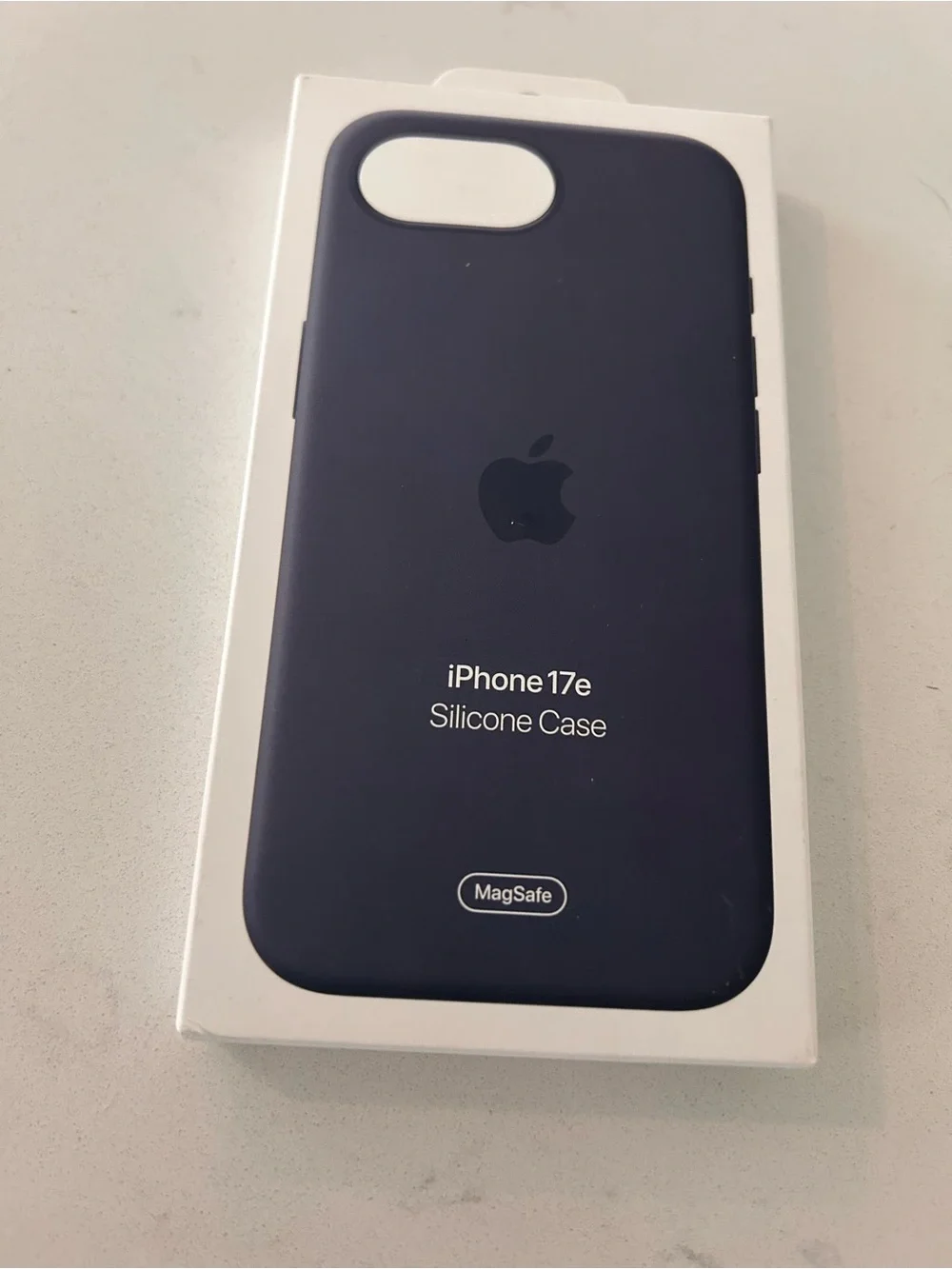 Apple iPhone 17e Silicone Case - Midnight Blue